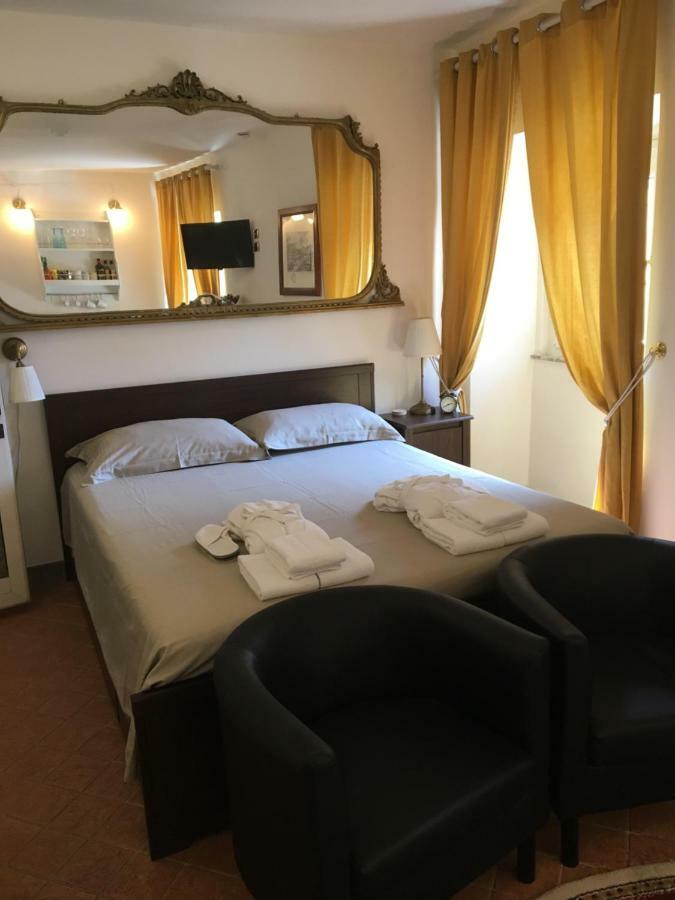 Appartement M9 Pantheon Attic 10